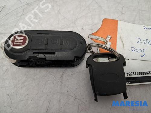 Engine control unit (ECU) FIAT 500 C (312_) 1.2 (312CXA1A, 312AXA1A) | BP31426584M57 