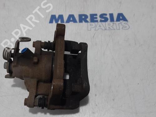 Used Right rear brake caliper RENAULT TRAFIC III Van (FG_) 1.6 dCi 145 (FGMG) (145 hp) 31499309