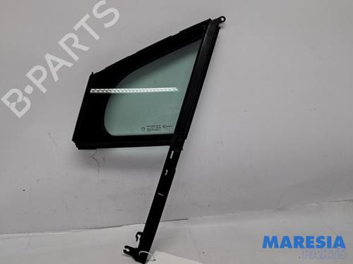 Vidro triangular frente esquerdo PEUGEOT 5008 (0U_, 0E_) 1.6 16V (156 hp) 31532201