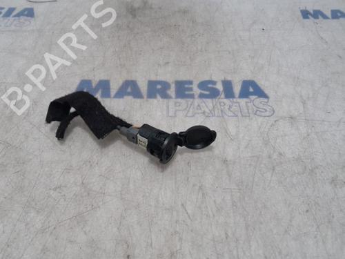 other-citroen-ds3-sa_-2009-2010-2011-2012-2013-2014-2015-2016-31496136 main image