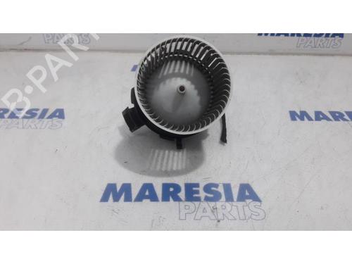 Used Heater blower motor FIAT 500 (312_) 1.2 (312AXA1A) (69 hp) 31454485