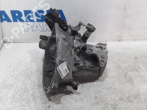 Used Gearbox PEUGEOT 208 I (CA_, CC_) 1.2 VTI 82 (82 hp) 31460281