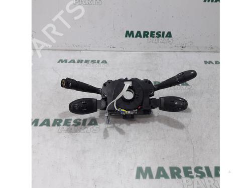 Used Switch PEUGEOT PARTNER Box Body/MPV 1.6 HDi / BlueHDi 75 (75 hp) 31469963