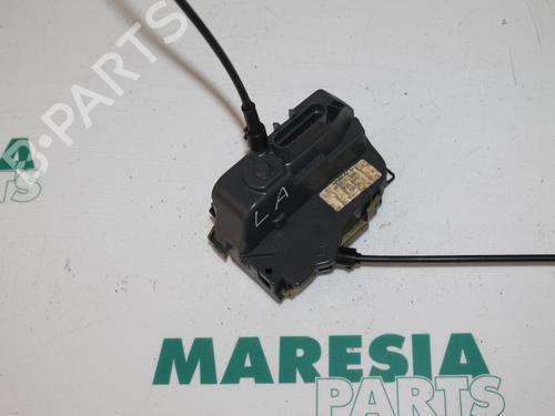 electronic-module-renault-megane-ii-saloon-lm01_-2003-31425163 main image
