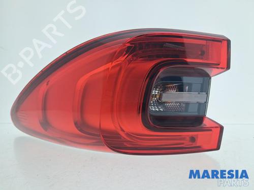Højre baglygte Højre baglygte RENAULT KADJAR (HA_, HL_) 1.2 TCe 130 (HLMR) (130 hp) 39726059 39726059