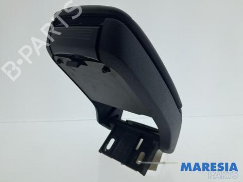 Armrest / Center console LANCIA DELTA III (844_) 1.4 (844.AXA1A) | BP32746233I20 - Image 3