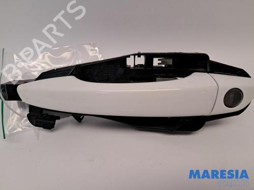 Used Front left exterior door handle OPEL CORSA F (P2JO) 1.2 (68) (131 hp) 31432869