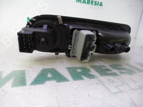 Switch RENAULT TWINGO II (CN0_) 1.5 dCi 90 | BP31384718I30