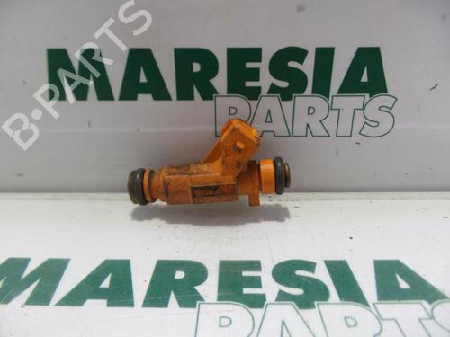 Used Injector PEUGEOT 206 Hatchback (2A/C) 1.6 16V (109 hp) 31459578