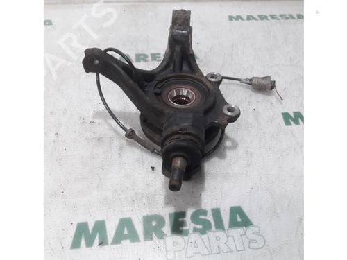 Left front steering knuckle CITROËN C4 Picasso I MPV (UD_) 1.6 HDi | BP31423580M25
