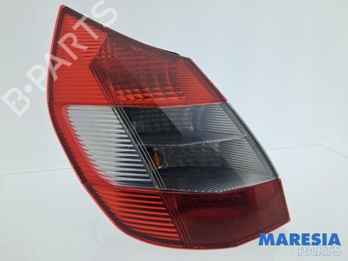 left-taillight-renault-scenic-ii-jm01_-2003-2004-2005-2006-2007-2008-2009-2010-32746281 main image