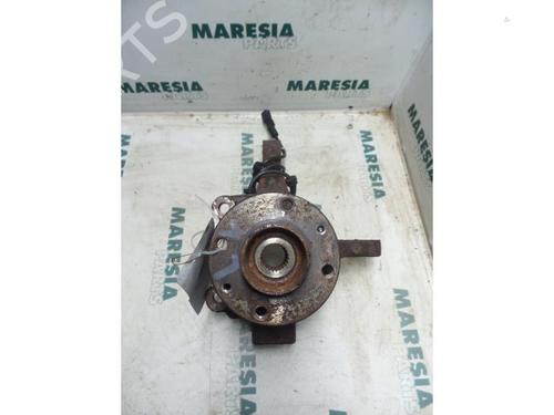 Used Left front steering knuckle RENAULT MODUS / GRAND MODUS (F/JP0_) 1.2 (JP0C, JP0K, FP0C, FP0K, FP0P, JP0P, JP0T) (75 hp) 31512240
