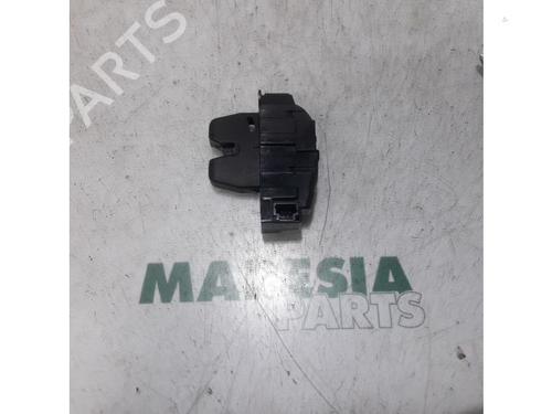 electronic-module-peugeot-308-i-4a_-4c_-2007-2008-2009-2010-2011-2012-2013-2014-2015-2016-31483484 main image