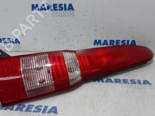 Højre baglygte FIAT PANDA (169_) 1.2 (169.AXB11, 169.AXB1A) (60 hp) 31536330