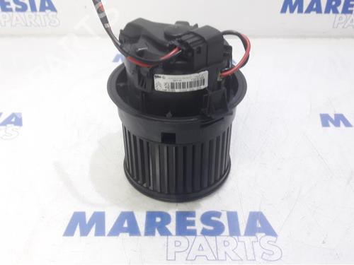 Used Heater blower motor PEUGEOT 208 I (CA_, CC_) 1.6 BlueHDi 100 (100 hp) 31417572
