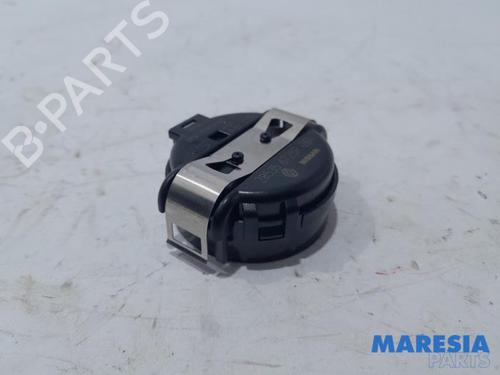 Electronic sensor RENAULT TWINGO III (BCM_, BCA_) 1.0 SCe 70 | BP31433225M84