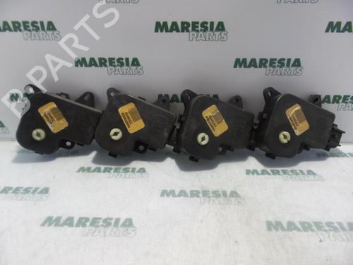 other-renault-laguna-ii-bg01_-2001-2002-2003-2004-2005-2006-2007-31436768 main image