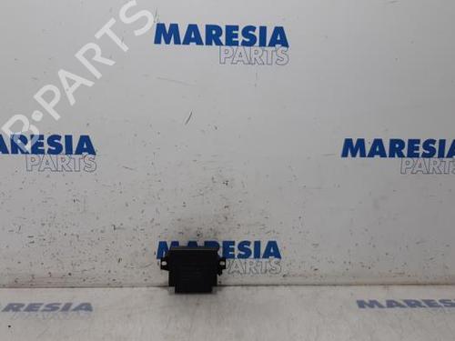Used Electronic module FIAT SCUDO Van (270_, 272_) 2.0 D Multijet (120 hp) 31504348