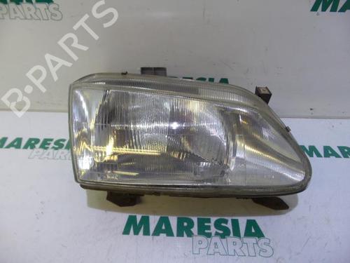 Used Right headlight RENAULT MEGANE Scenic (JA0/1_) 1.6 e (JA0F) (90 hp) 31525489