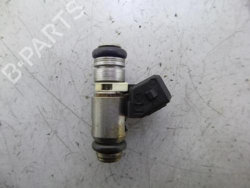 Used Injector FIAT SEICENTO / 600 (187_) 1.1 (187AXB, 187AXB1A, 187AXC1A02) (54 hp) 31479998