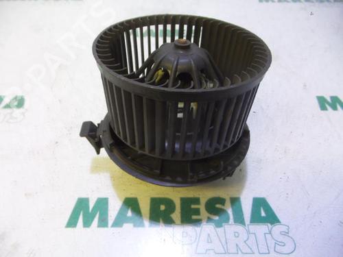 Used Heater blower motor RENAULT MEGANE II (BM0/1_, CM0/1_) 1.4 16V (BM0B, CM0B) (98 hp) 31438874