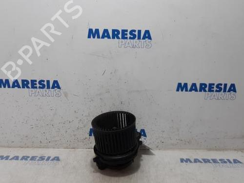 Used Heater blower motor RENAULT MEGANE IV Grandtour (K9A/M/N_) 1.5 Blue dCi 95 (K9A2) (95 hp) 31435566