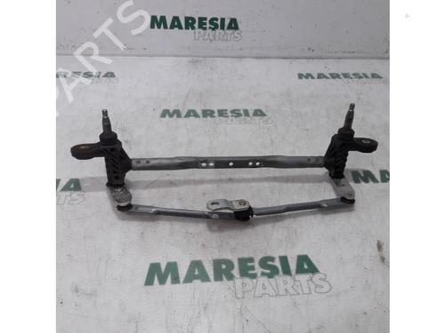 Used Front wipers mechanism FIAT 500 (312_) 1.2 (312AXA1A) (69 hp) 31532624