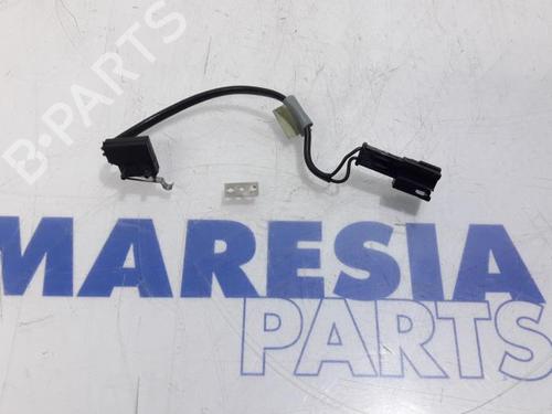 Used Electronic sensor PEUGEOT 308 CC (4B_) 1.6 16V (120 hp) 31525931