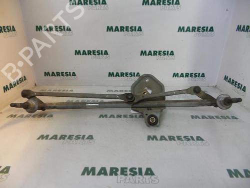 Used Front wipers mechanism RENAULT TRAFIC II Van (FL) 1.9 dCi 100 (FL0C, FL0K, FL0B) (101 hp) 31421106