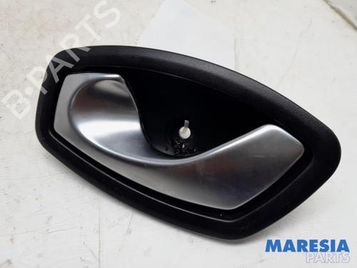 front-left-exterior-door-handle-renault-grand-scenic-iii-jz01_-2009-2010-2011-2012-2013-2014-2015-2016-31392765 main image