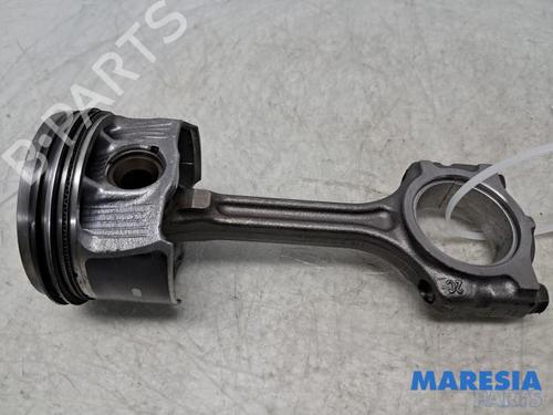 Used Other RENAULT CLIO V (B7_) 1.0 TCe 100 (B7MT) (101 hp) 32011969