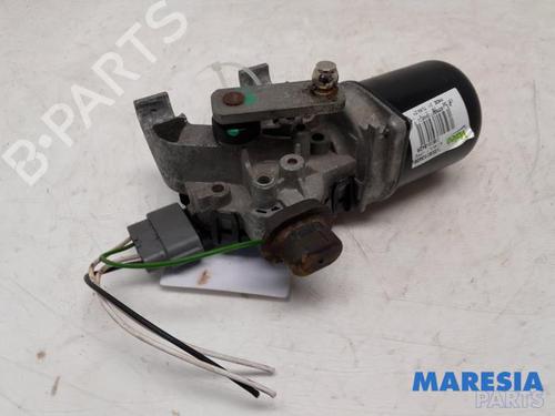 Used Front wiper motor RENAULT CLIO IV (BH_) 1.2 TCe 120 (BHM0) (120 hp) 31455085