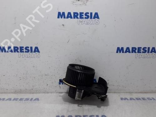 Used Heater blower motor PEUGEOT EXPERT Van (VF3A_, VF3U_, VF3X_) 2.0 HDi 140 (136 hp) 31530338