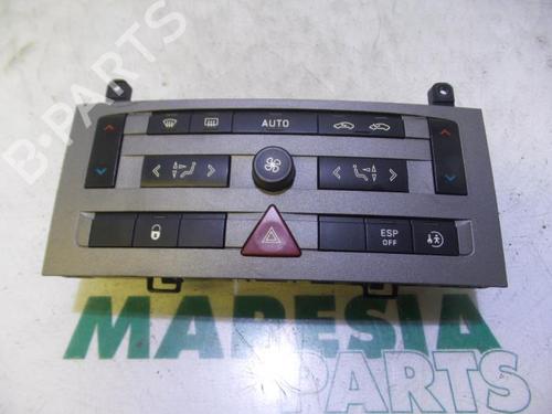 Used Climate control PEUGEOT 407 (6D_) 1.8 16V (6D6FYC) (125 hp) 31525123