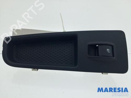 Spak kontakt LANCIA DELTA III (844_) 1.4 (844.AXA1A) (120 hp) 32746237