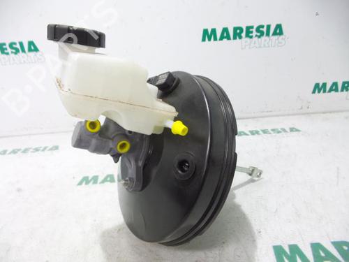 Used Servo brake RENAULT TWINGO III (BCM_, BCA_) 1.0 SCe 70 (71 hp) 31461065