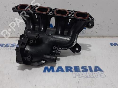 Used Injection rail CITROËN C5 III (RD_) 1.6 THP 155 (RD5FV8, RD5FNA) (156 hp) 31384065