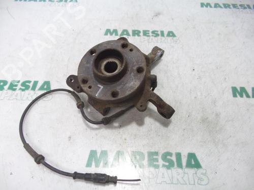 Used Left front steering knuckle RENAULT SCÉNIC I MPV (JA0/1_, FA0_) 2.0 16V RX4 (139 hp) 31421148