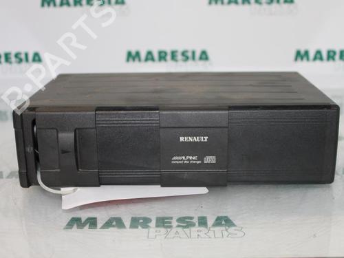 Used Electronic module RENAULT GRAND SCÉNIC II (JM0/1_) 1.9 dCi (JM0G, JM12, JM1G, JM2C) (120 hp) 31481456