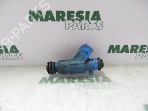 Used Injector FIAT BRAVO I (182_) 1.2 16V 80 (82 hp) 31462107