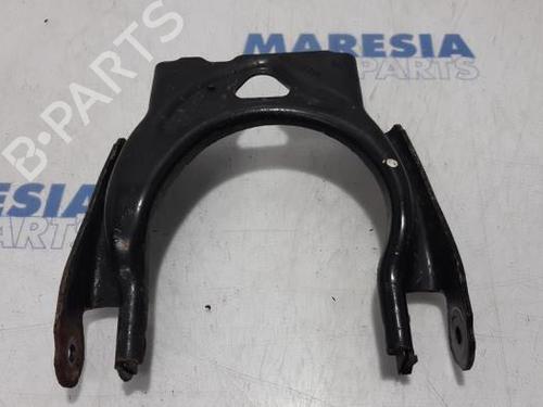 Used Right front suspension arm CITROËN C5 III Break (RW_) 1.6 THP 155 (156 hp) 31408085