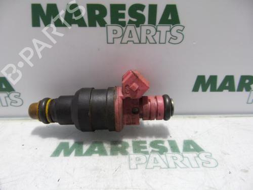 injector-renault-twingo-i-c06_-1993-1994-1995-1996-1997-1998-1999-2000-2001-2002-2003-2004-2005-2006-2007-2008-2009-2010-2011-2012-31500644 main image