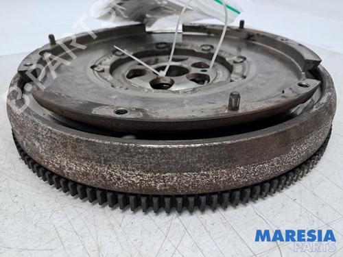 Used Flywheel CITROËN DS3 (SA_) 1.6 THP 155 (156 hp) 31431324