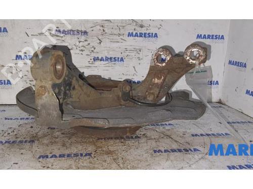 Right front steering knuckle PEUGEOT 508 I (8D_) 1.6 THP | BP31424571M26