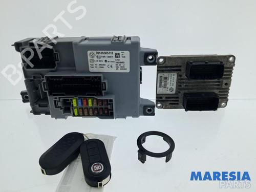 Used Engine control unit (ECU) Engine control unit (ECU) FIAT 500 (312_) 1.2 (312AXA1A) (69 hp) 33296202 33296202