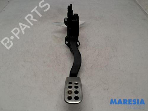 Pedal CITROËN DS3 Convertible 1.6 THP 155 (156 hp) 31401243