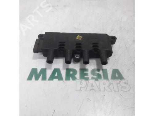 Used Ignition coil FIAT 500 (312_) 1.2 (312AXA1A) (69 hp) 31529747