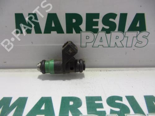 injector-renault-laguna-ii-grandtour-kg01_-2001-2002-2003-2004-2005-2006-2007-31436161 main image