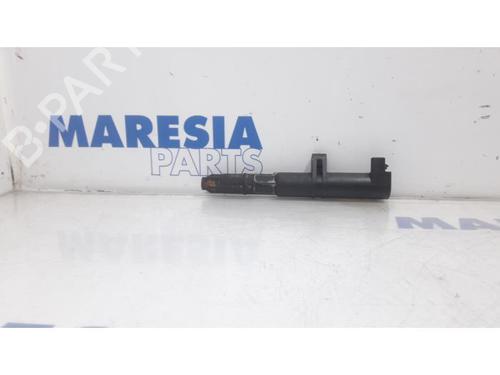 Used Ignition coil RENAULT GRAND SCÉNIC II (JM0/1_) 2.0 (135 hp) 31522842