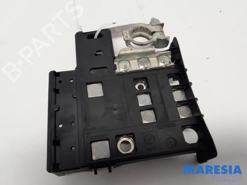 Used Fuse box PEUGEOT BOXER Bus 2.0 BlueHDi 130 (130 hp) 31466880